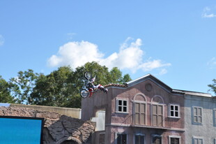 复古风格建筑外观