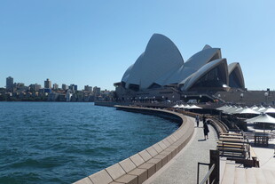 悉尼歌剧院海滨风光