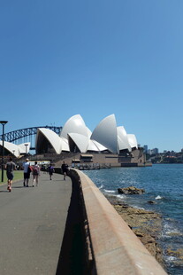 悉尼歌剧院海滨风光