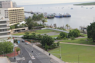 海滨城市风光俯瞰美景