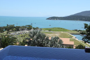 海滨美景俯瞰度假风光