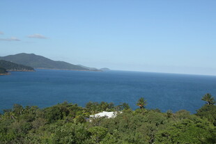俯瞰碧海青山美景