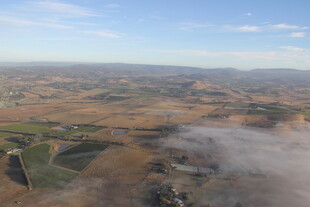 俯瞰广袤大地田园景色