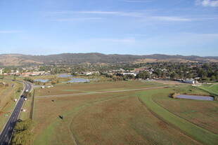 乡村田野风光俯瞰图