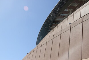 现代建筑外观局部特写