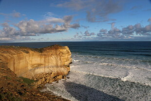 海岸悬崖壮丽海景