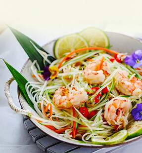 鲜虾蔬菜沙拉