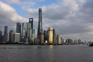 上海外滩城市天际线景观