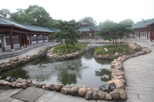 中式庭院池塘景观