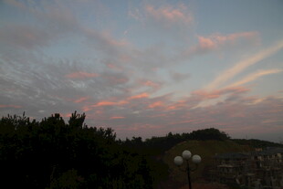 黄昏时分的美丽天空景色