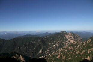高山美景 壮阔山峦视野