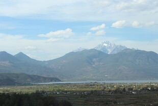 壮丽山川风景图