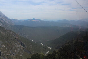 山间美景 山谷蜿蜒