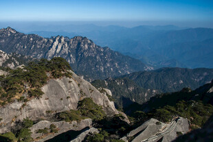 壮丽山景 尽显自然之美
