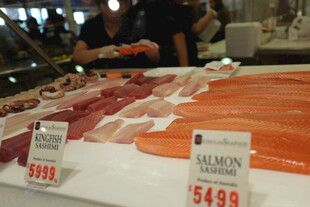 超市生鲜肉类展示