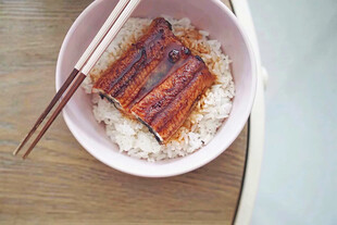 鳗鱼盖饭