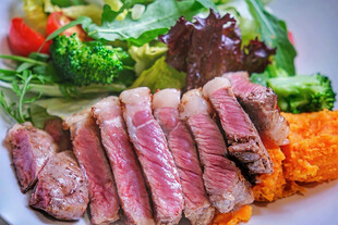 烤牛排