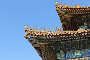 中式古建筑屋檐特写