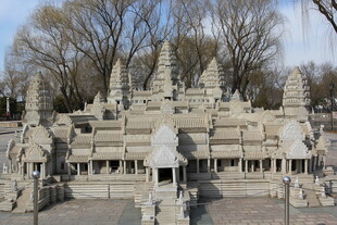 古老石塔建筑景观