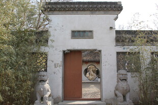 中式庭院大门