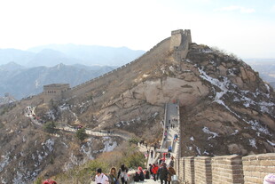 冬日长城上的热闹景象