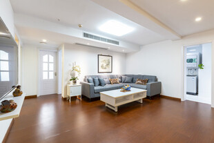 现代简约风客厅室内场景