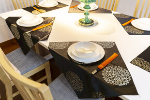 精致餐桌布置 尽显优雅格调