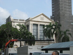 城市中的宏伟建筑景观