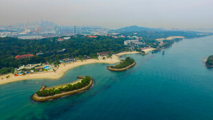 美丽海岛海岸线风光