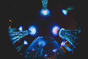 绚丽舞台灯光绚烂演出场景