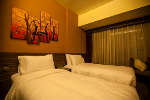 温馨舒适的双人酒店客房