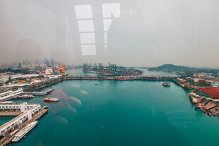 城市海港全景俯瞰