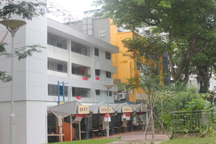 多层彩色建筑外观景观