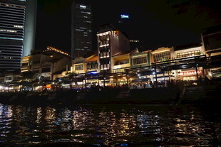 新加坡河畔璀璨夜景