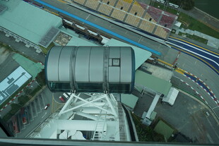 高空视角下的工业设施