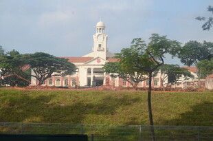 古典钟楼建筑风景