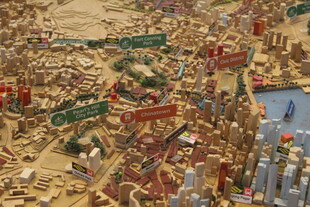 壮观城市积木模型景观