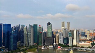 新加坡繁华都市天际线