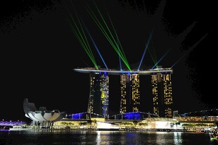 新加坡滨海湾夜景灯光秀