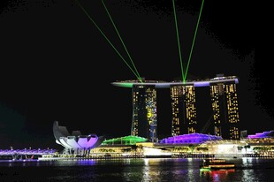 新加坡滨海湾夜景灯光秀