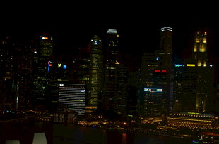 城市夜景璀璨灯火