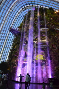 梦幻室内瀑布景观