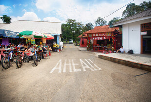 乡村街头的多彩生活场景 新加坡