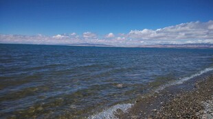 海边风光 宁静的蓝色水域