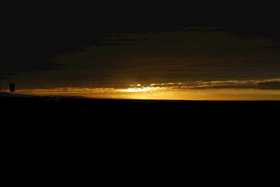 日落时分的壮丽天际线