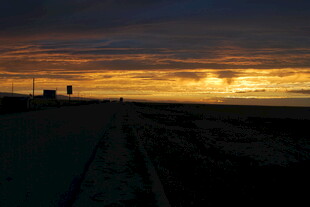 海边日落时分的美丽景致