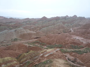 七彩斑斓的壮丽丹霞地貌