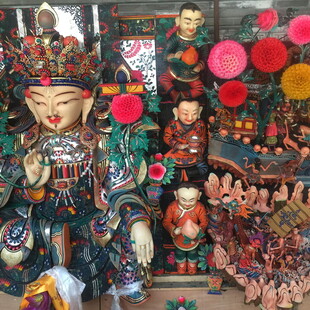 传统手工艺品展示