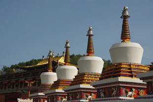 藏式白塔建筑群