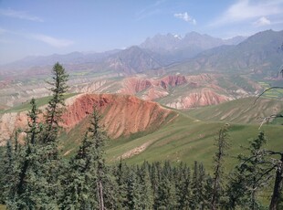 壮丽多彩的山地景观